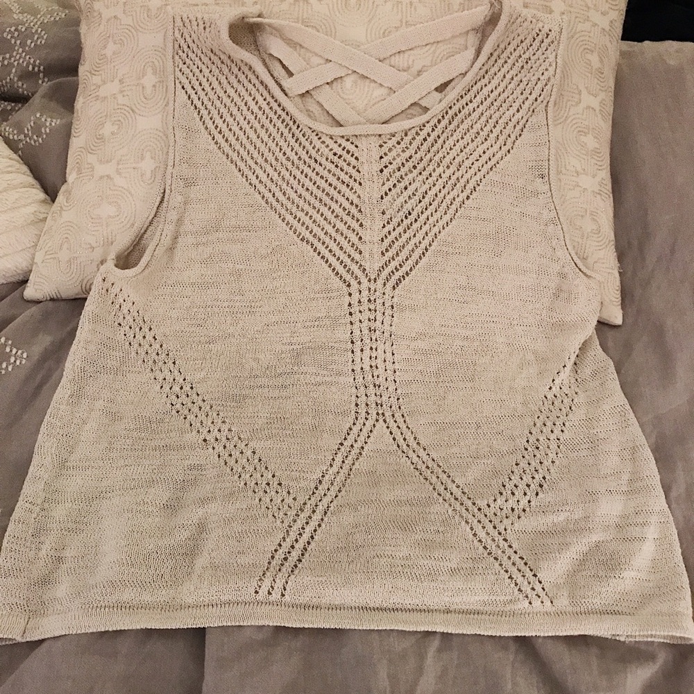 Lucky tank top size XL fits like a large!